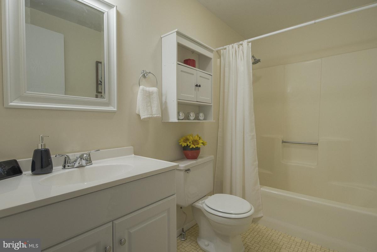 5415 Anchor Road Tilghman, MD 21671 - Photo 8 of 27 Bath