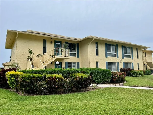 $5,000 | 348 Tern Drive, Unit 4, Naples, FL 34112