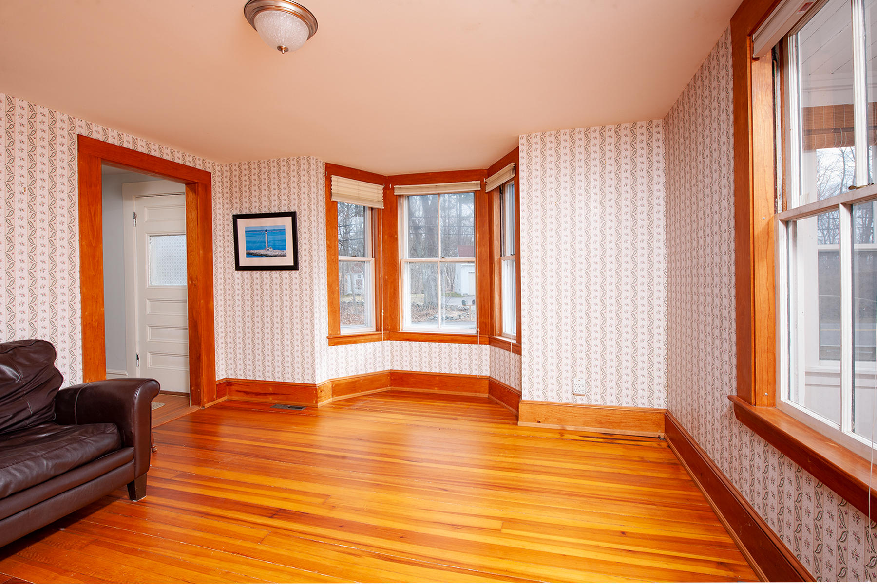171 Old Post Road York, ME 03909 - Photo 16 of 29 Living Room