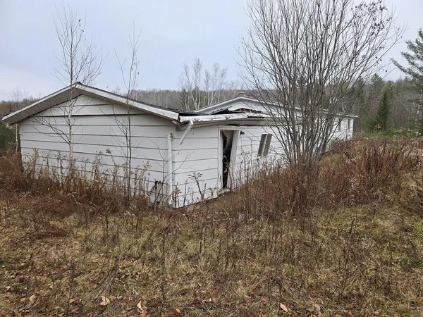 $13,895 | 4 Pinkham Hill Road, Phillips, ME 04966