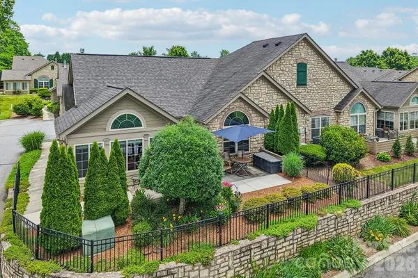 $436,000 | 174 Summerfield Place, Flat Rock, NC 28731