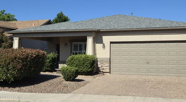 $2,200 | 556 North Robles Street, Dewey, AZ 86327