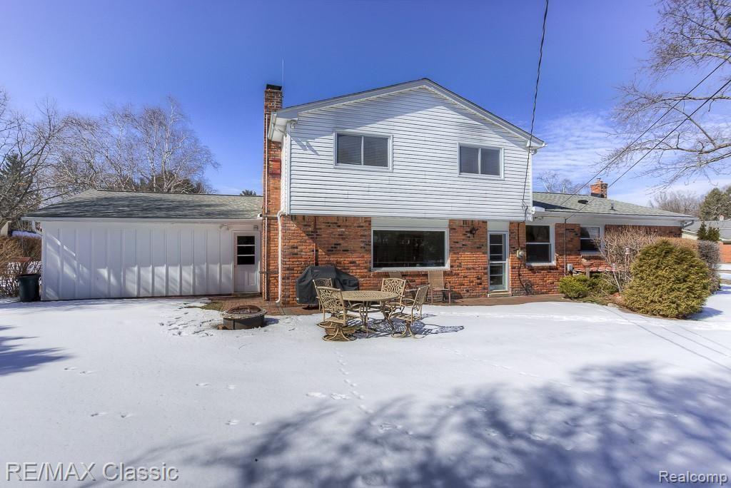 29928 Fox Grove Road Farmington, MI 48334 - Photo 36 of 47