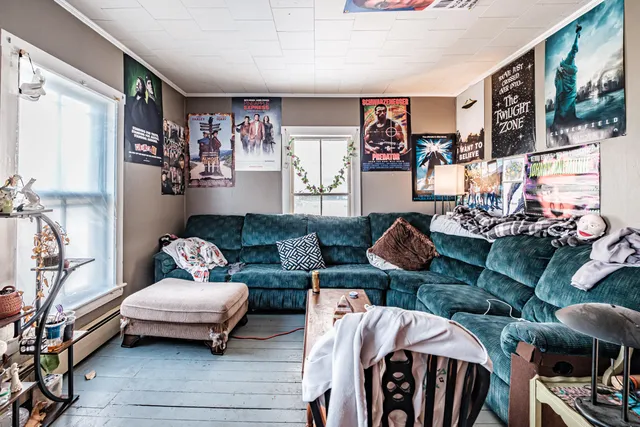 $299,000 | 673 River Avenue, Gardiner, ME 04359