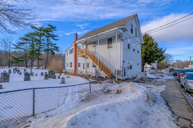 $299,000 | 673 River Avenue, Gardiner, ME 04359