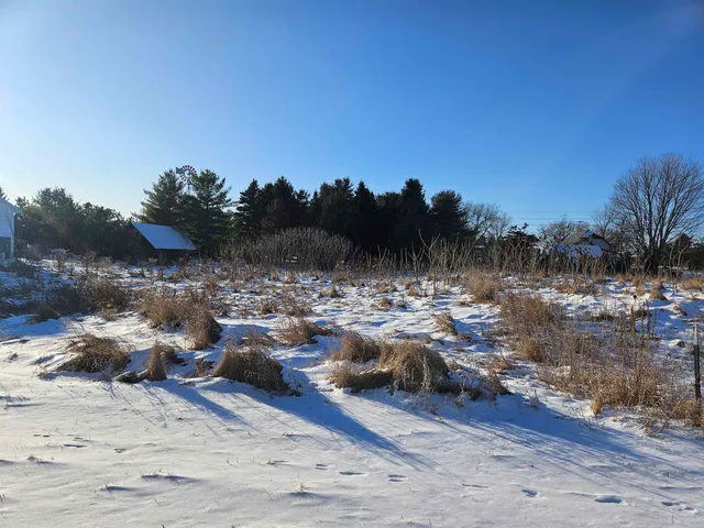 $35,000 | 2705 Northpoint Drive, New London, WI 54961