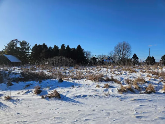 $35,000 | 2705 Northpoint Drive, New London, WI 54961