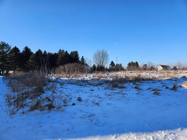 $35,000 | 2705 Northpoint Drive, New London, WI 54961