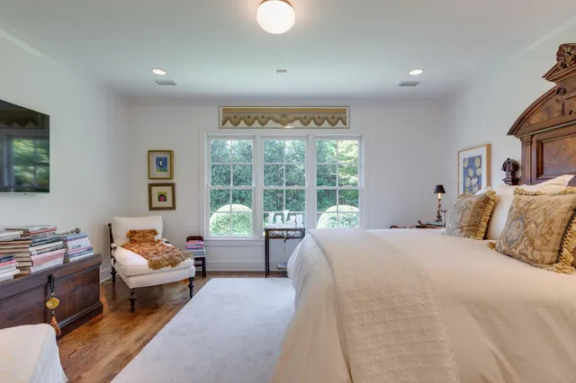 $895,000 | 4237 Boxwood Green Lane, Memphis, TN 38117