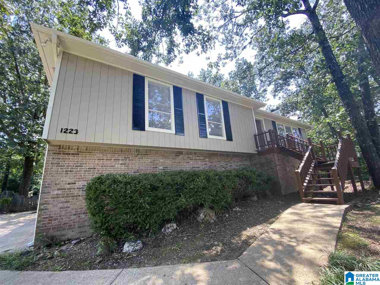 1223 Morning Star Lane Alabaster, AL 35007 - Photo 2 of 31