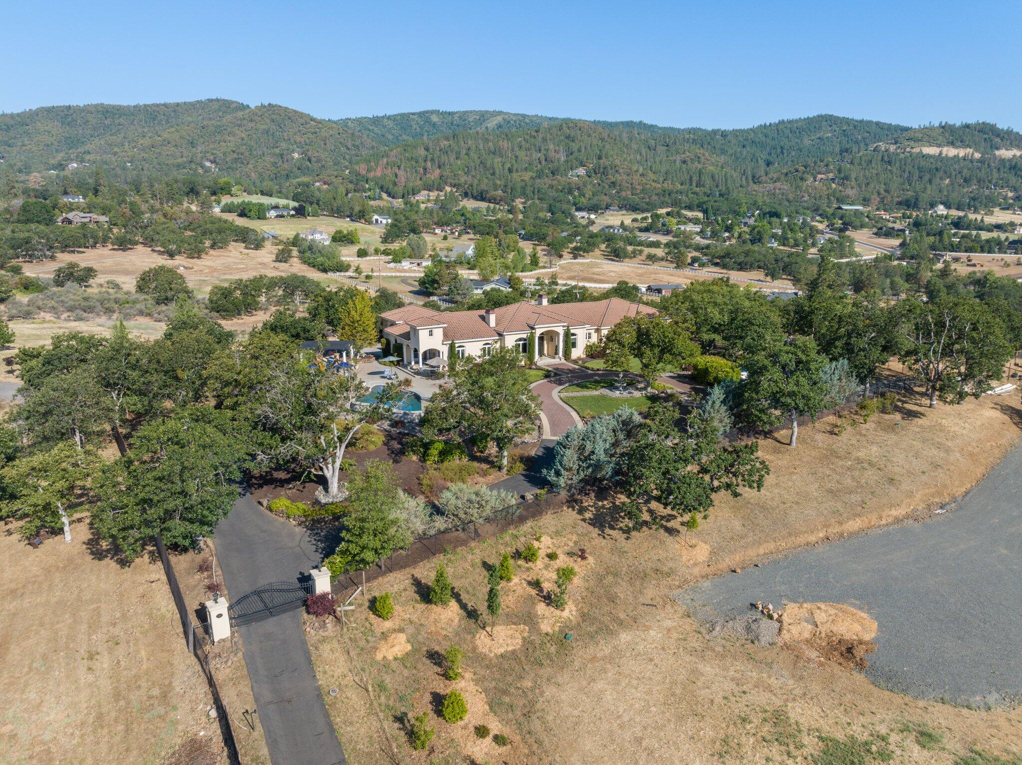 463 Old Stage Road Central Point, OR 97502 - Photo 59 of 63 30-web-or-mls-DJI_0387