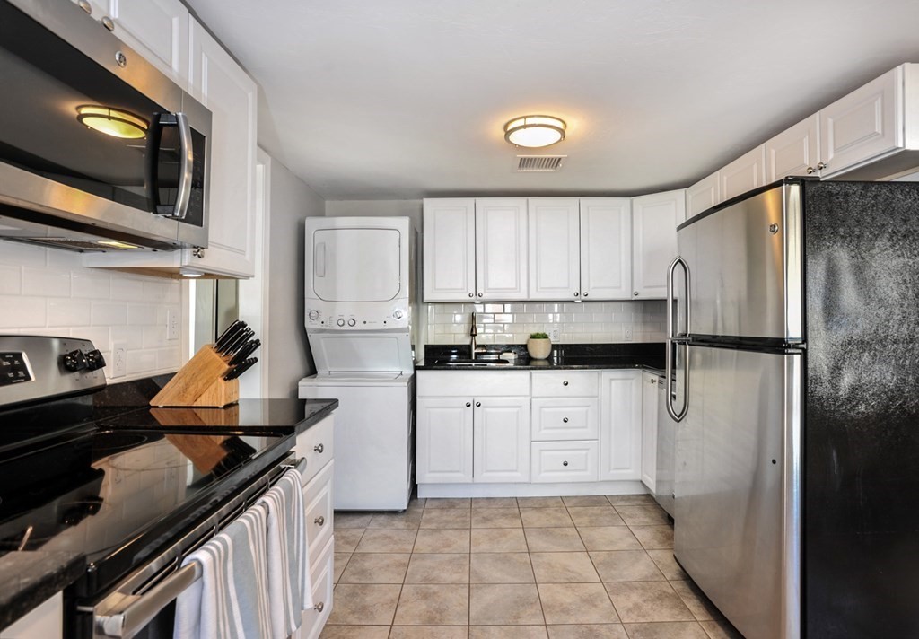 355 Spring Street Rockland, MA 02370 - Photo 11 of 31 Gallery Image 11