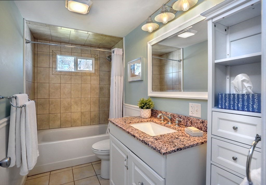 355 Spring Street Rockland, MA 02370 - Photo 18 of 31 Gallery Image 18