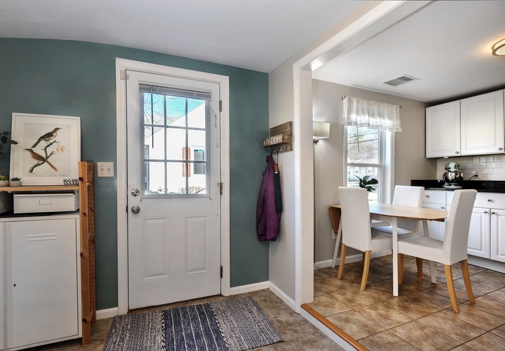 355 Spring Street Rockland, MA 02370 - Photo 9 of 31 Gallery Image 9