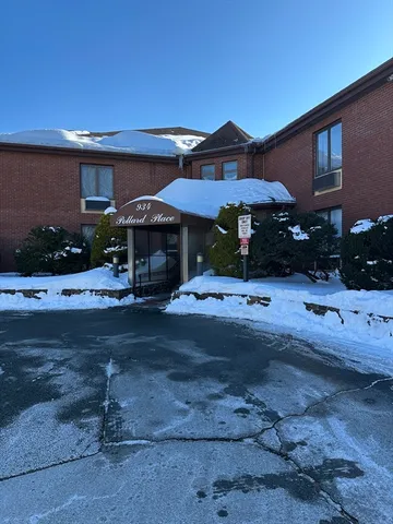 $2,000 | 934 Southern Artery, Unit 110, Quincy, MA 02169