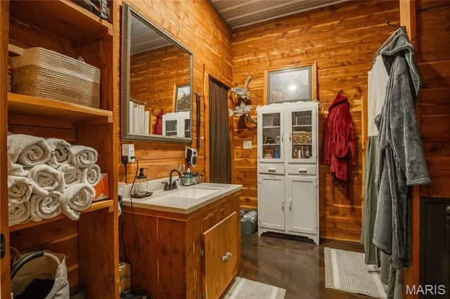 $325,000 | 4907 State Hwy TT, Zalma, MO 63787