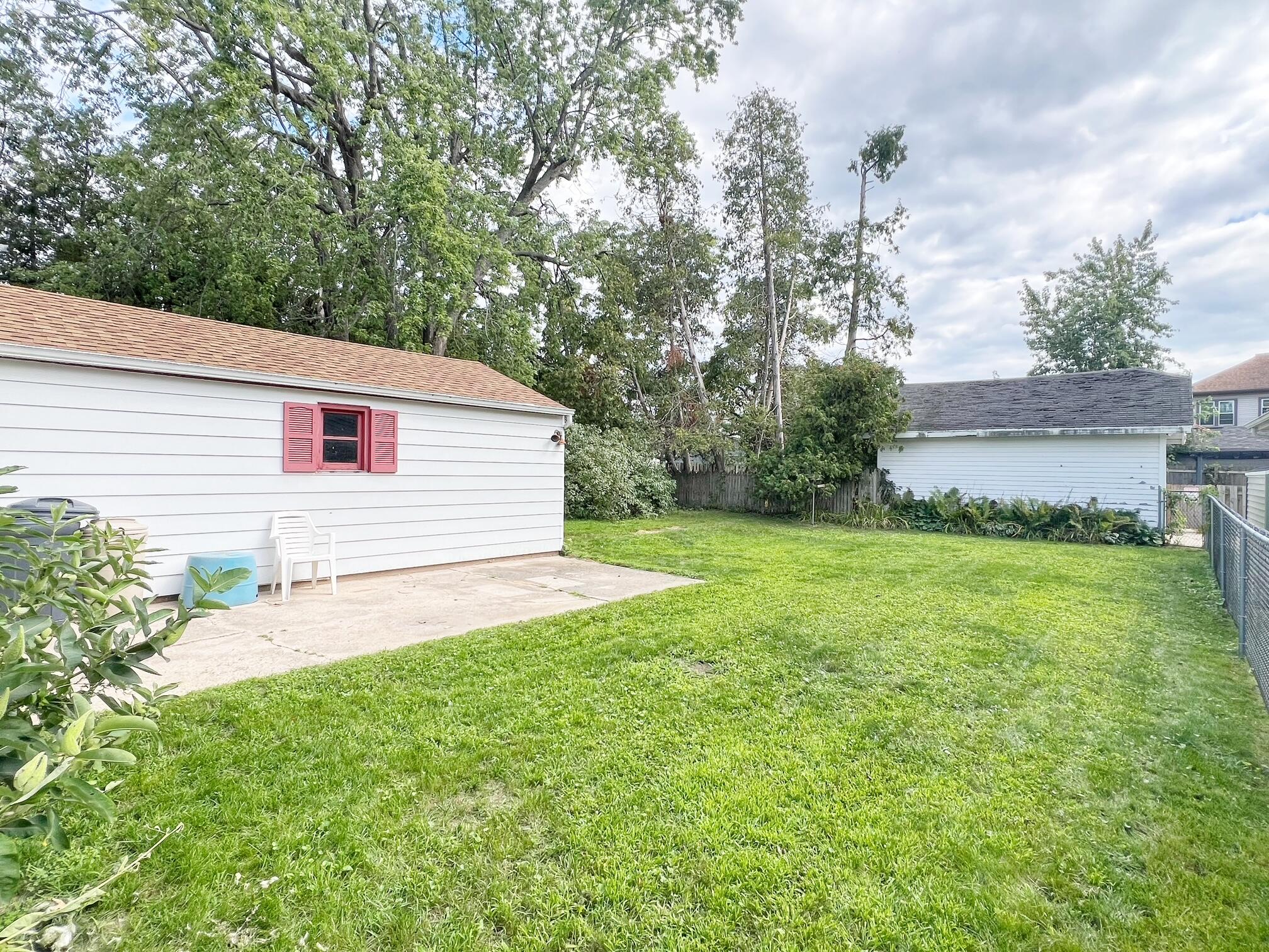 1723 27th Street Two Rivers, WI 54241 - Photo 6 of 29 IMG_0608