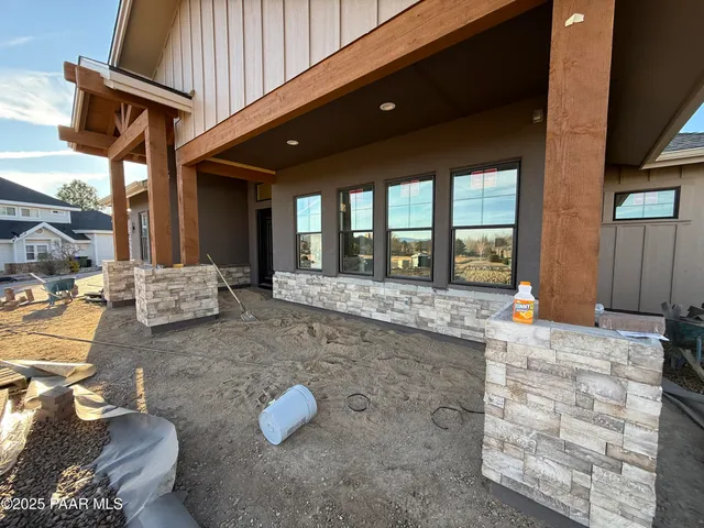 a view of an entryway