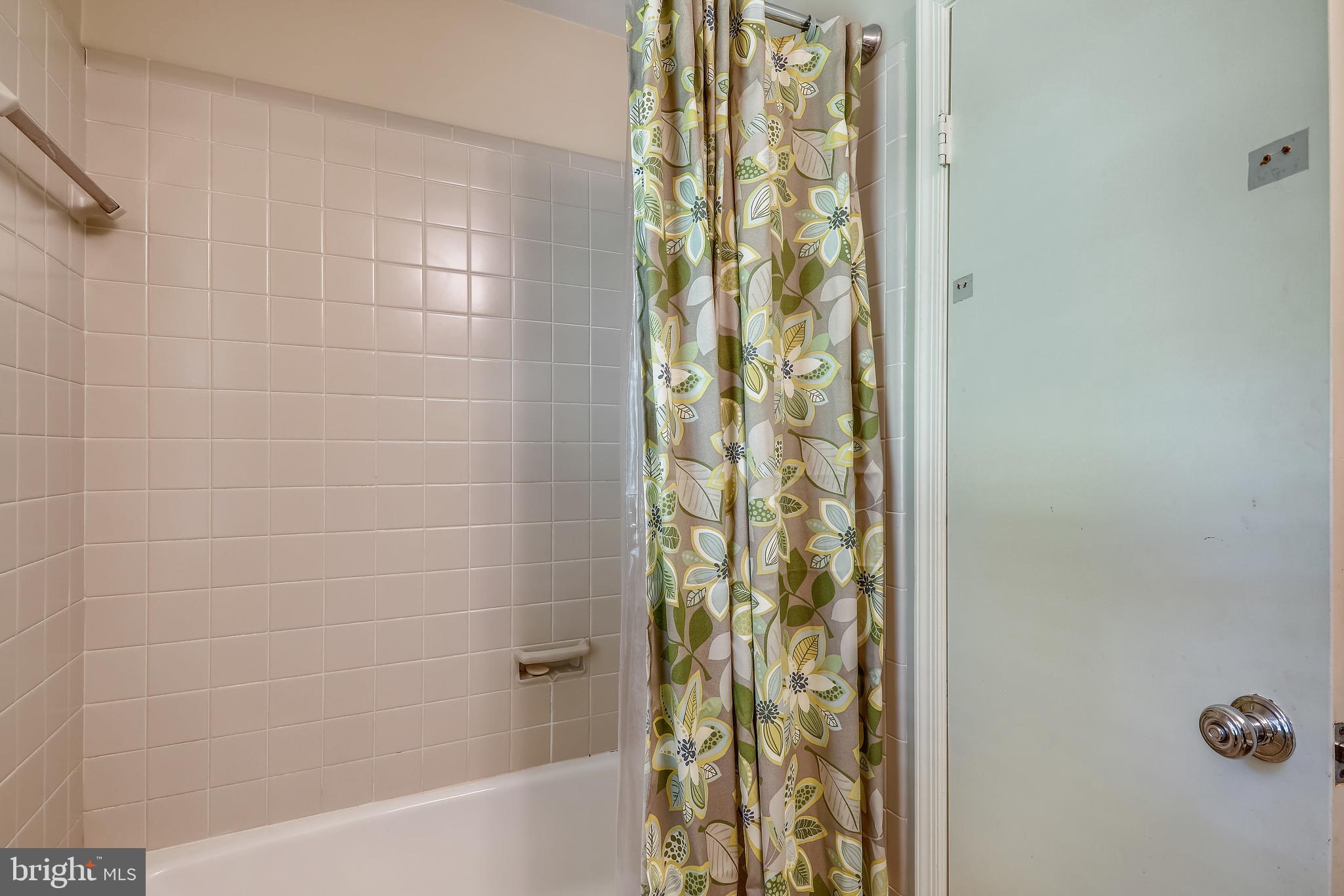 6003 Winnebago Road Bethesda, MD 20816 - Photo 59 of 81 Lower-level bath
