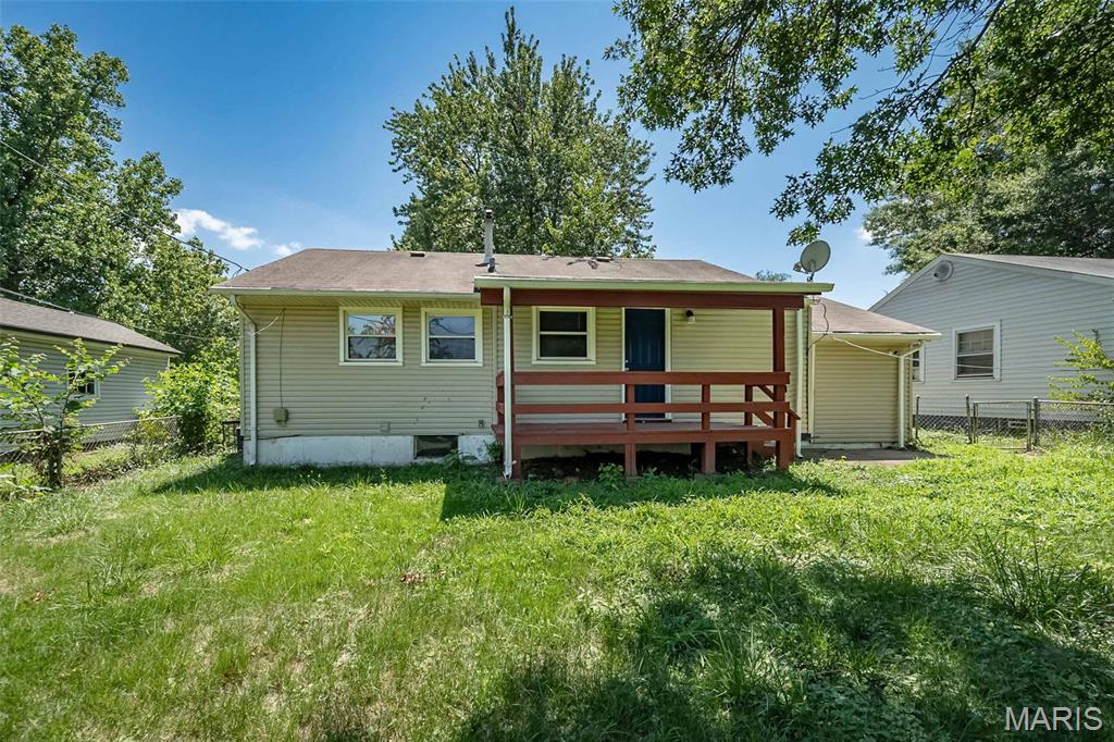 207 Midlothian Road St. Louis, MO 63137 - Photo 29 of 32