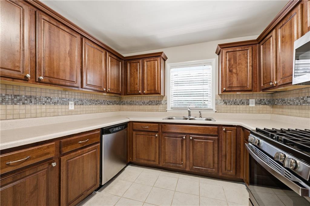 3229 McAfee Road Decatur, GA 30032 - Photo 5 of 29