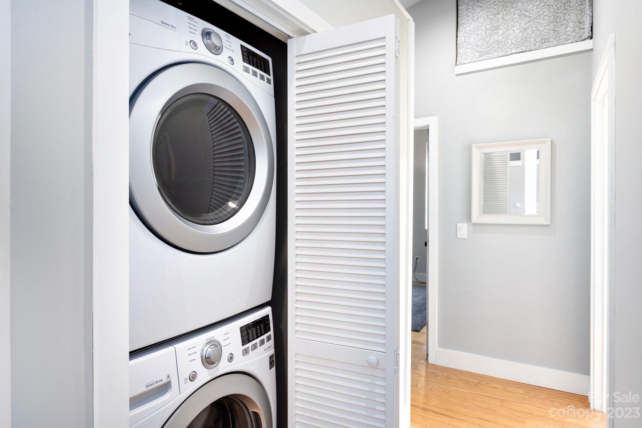 43 Kirkman Road Asheville, NC 28805 - Photo 14 of 27 a view of entryway with washer and dryer