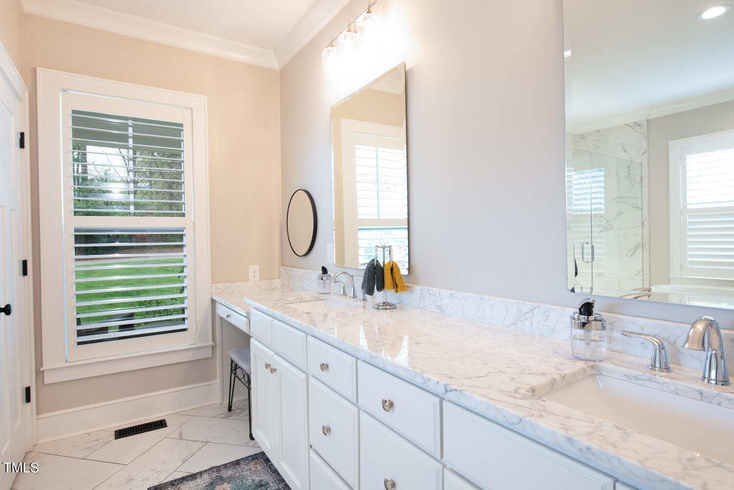 304 Dublin Road Raleigh, NC 27609 - Photo 26 of 61 Dual sinks in master with vanity area