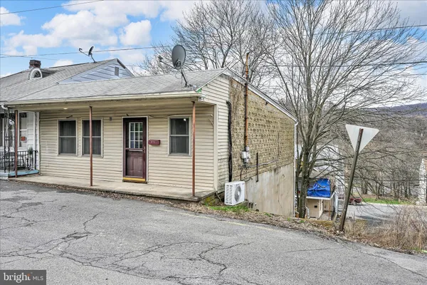 $52,000 | 602 Hillside Avenue, Shamokin, PA 17872