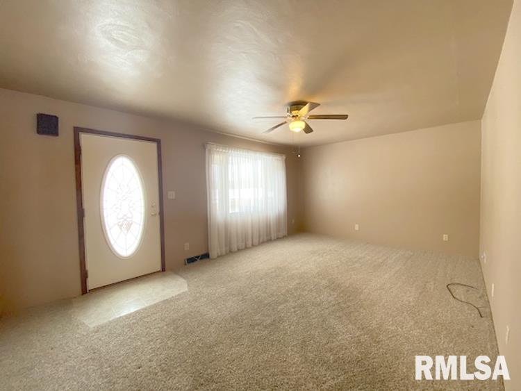 25965 North Boat Dock Road Canton, IL 61520 - Photo 2 of 31