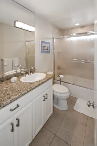 $5,900 | 1052 Isabella Avenue, Unit E, San Diego, CA 92118