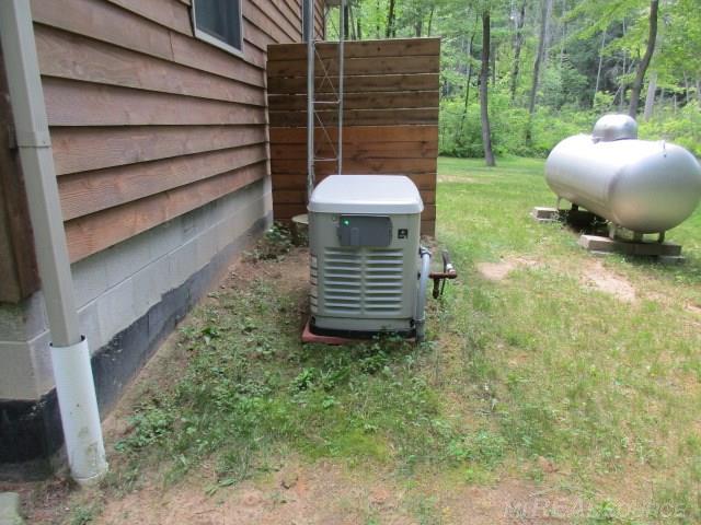 2505 North Ridge Road Carsonville, MI 48419 - Photo 8 of 37 31324034-7.JPG