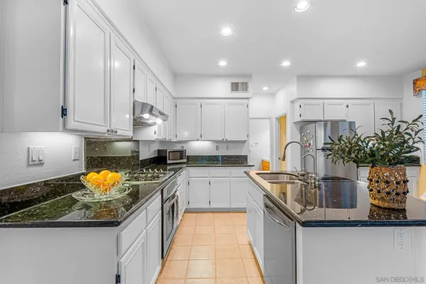 $1,299,999 | 13837 Fontanelle Place, San Diego, CA 92128