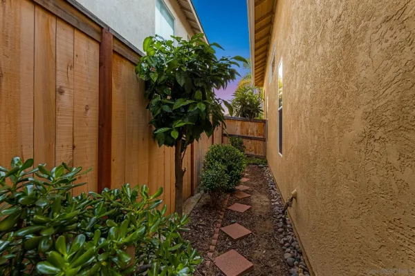 $1,299,999 | 13837 Fontanelle Place, San Diego, CA 92128