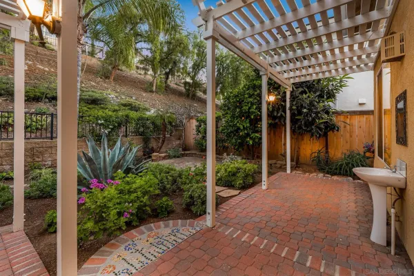 $1,299,999 | 13837 Fontanelle Place, San Diego, CA 92128