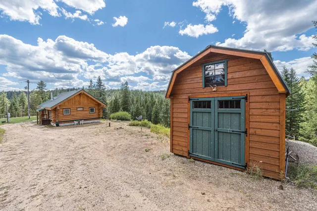 $349,900 | 5177 Goah Way, Springdale, WA 99173