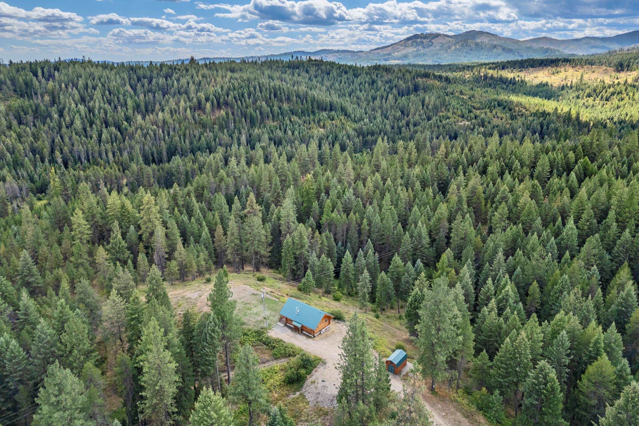 5177 Goah Way Springdale, WA 99173 - Photo 26 of 32