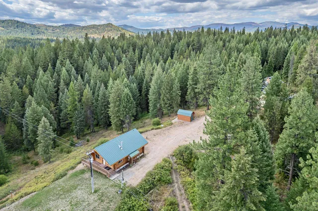 $349,900 | 5177 Goah Way, Springdale, WA 99173