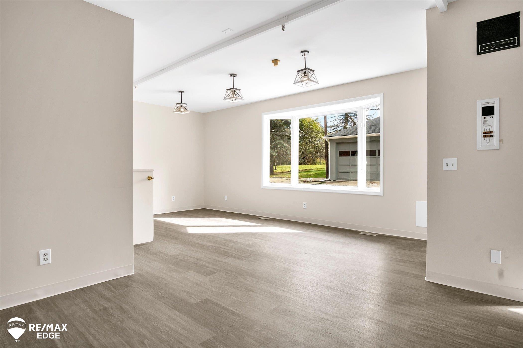 422 West Dryden Road Metamora, MI 48455 - Photo 13 of 77 50093542-12.JPG