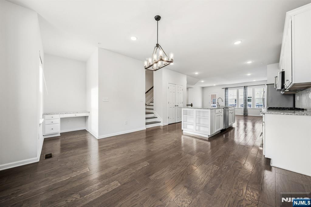 88 Truman Drive Wood-Ridge, NJ 07075 - Photo 19 of 49