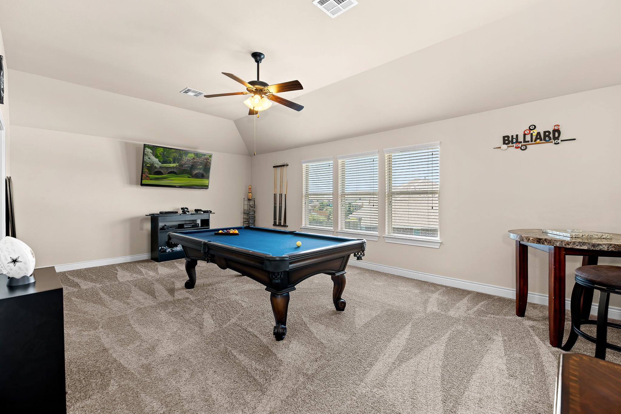3501 Great Knot Pass Pflugerville, TX 78660 - Photo 25 of 40 a living room with furniture and a window