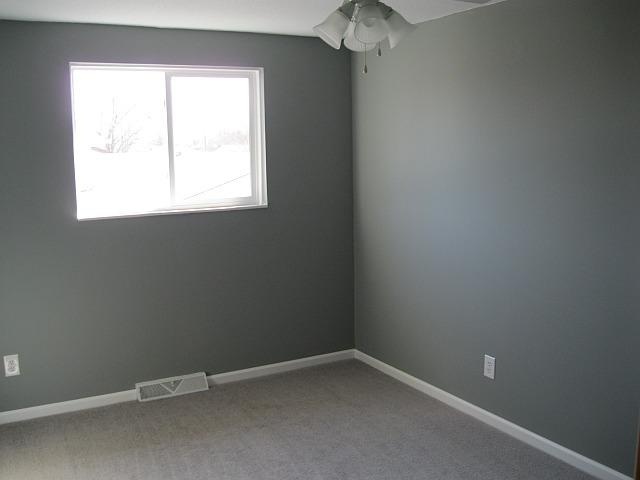2520 Lipton Road Columbus, OH 43232 - Photo 12 of 24 Gallery Image 12