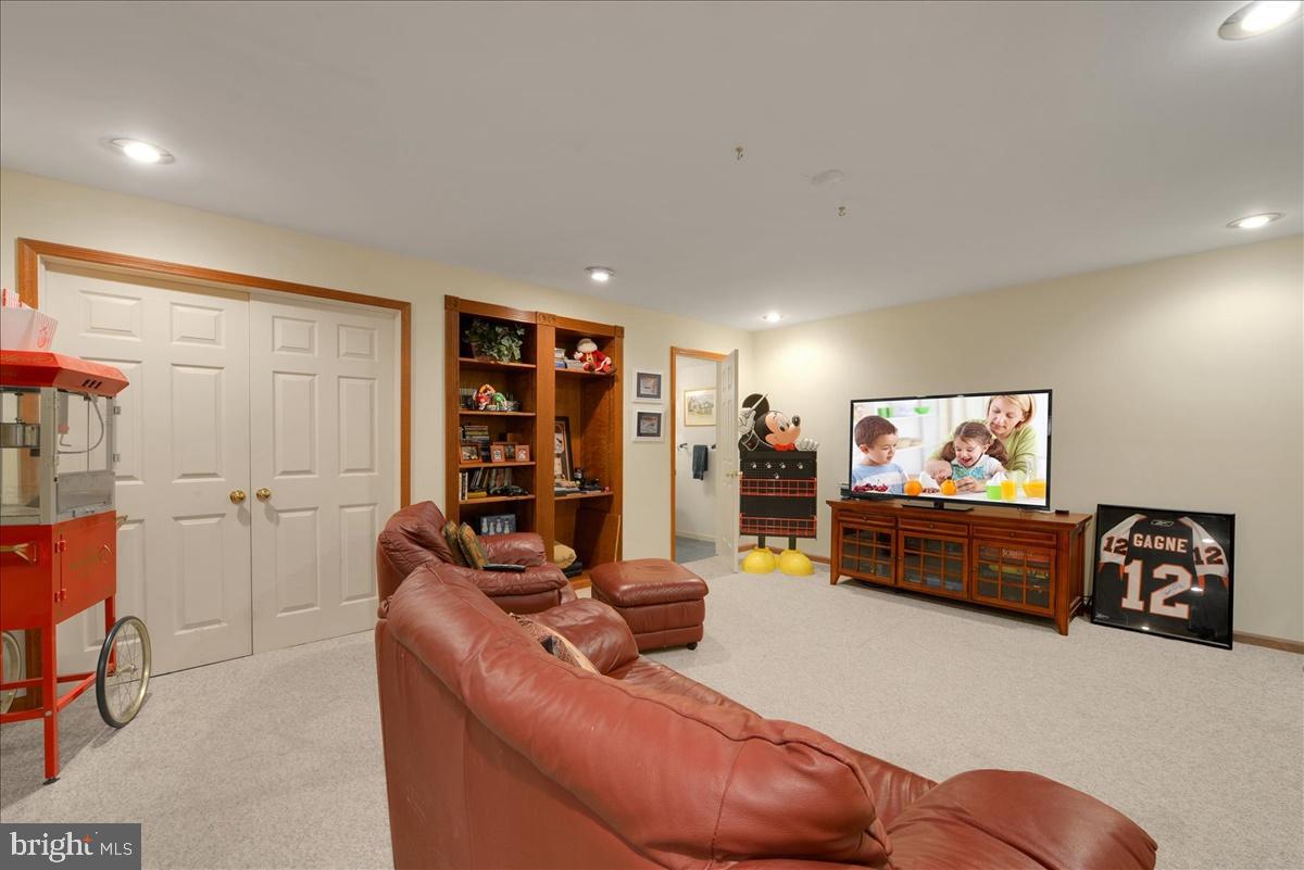 1003 Hartman Road Reading, PA 19606 - Photo 21 of 26
