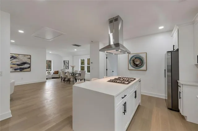 $814,900 | 208 Watson Circle Southeast, Atlanta, GA 30317