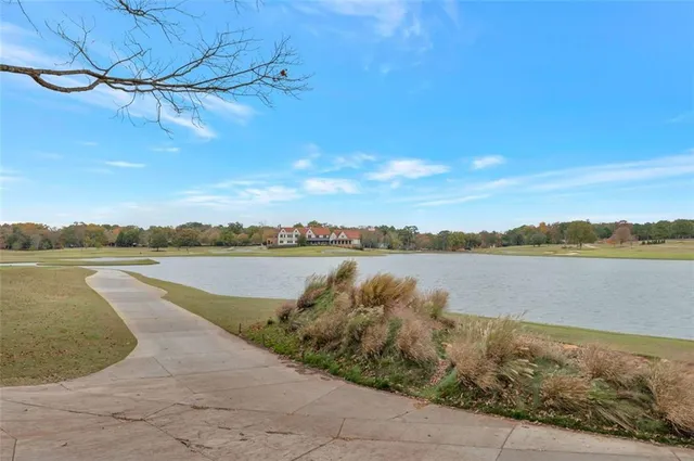 $814,900 | 208 Watson Circle Southeast, Atlanta, GA 30317