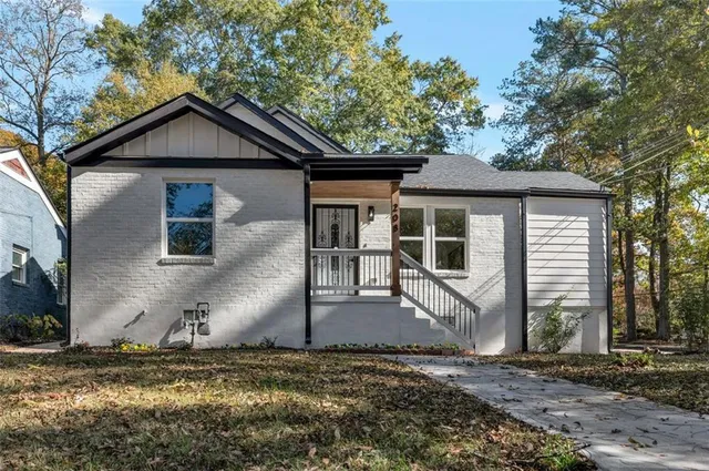$814,900 | 208 Watson Circle Southeast, Atlanta, GA 30317