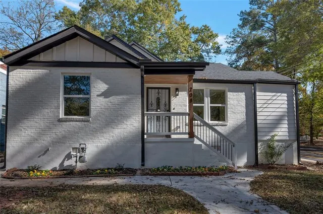 $814,900 | 208 Watson Circle Southeast, Atlanta, GA 30317