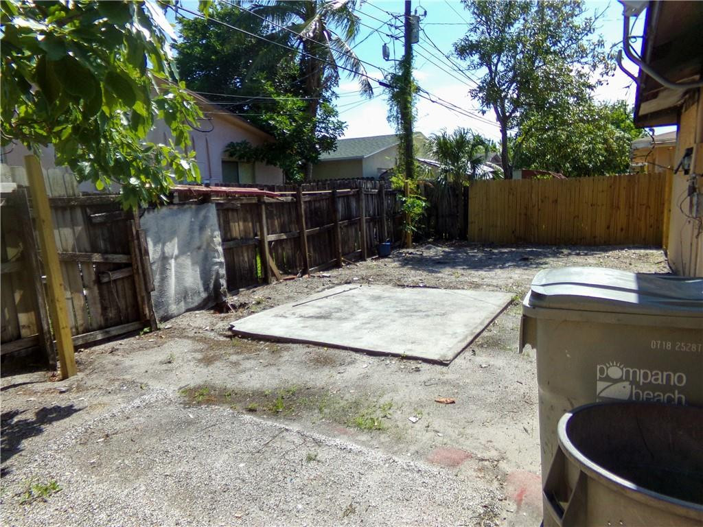 831-833 Southwest 7th Street Pompano Beach, FL 33060 - Photo 17 of 27 Photo 17