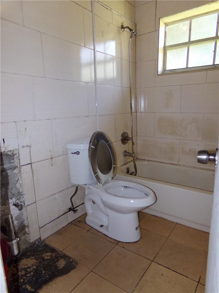 831-833 Southwest 7th Street Pompano Beach, FL 33060 - Photo 5 of 27 Photo 5