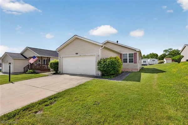 $150,000 | 668 Woodlawn Road, Chardon, OH 44024