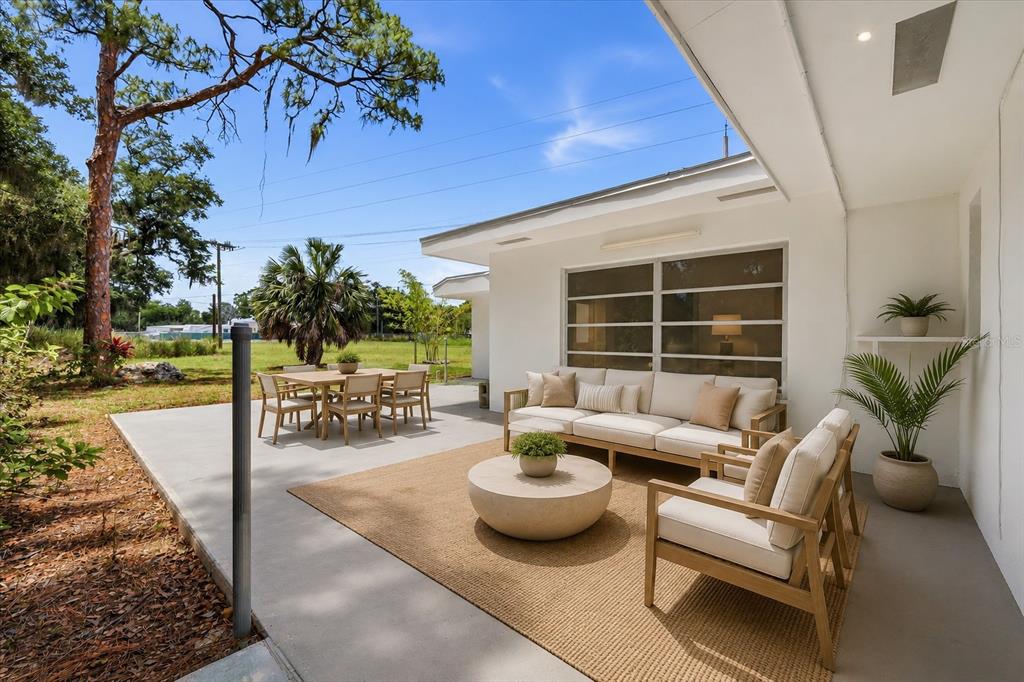 4100 Tee Road Sarasota, FL 34235 - Photo 34 of 35